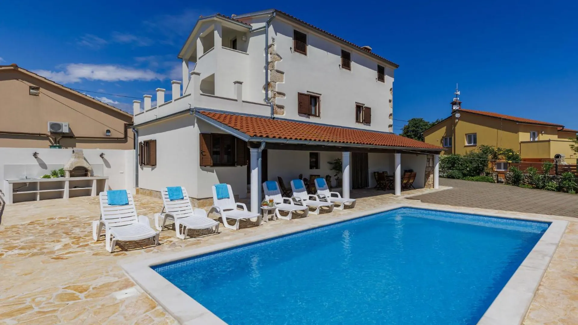 Holiday Home Eugenia By Interhome Pula